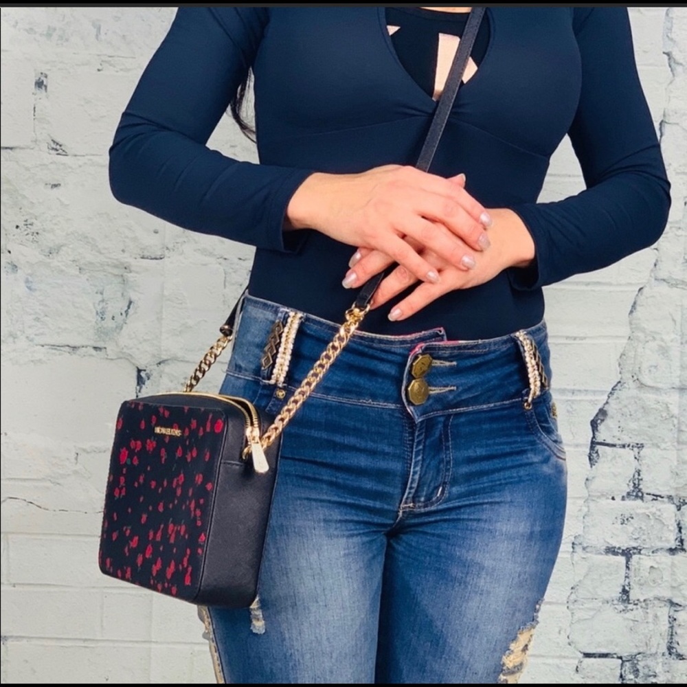 ❗️👜 ❗️ Michael Kors Jet Set messenger crossbody - Picture 3 of 8